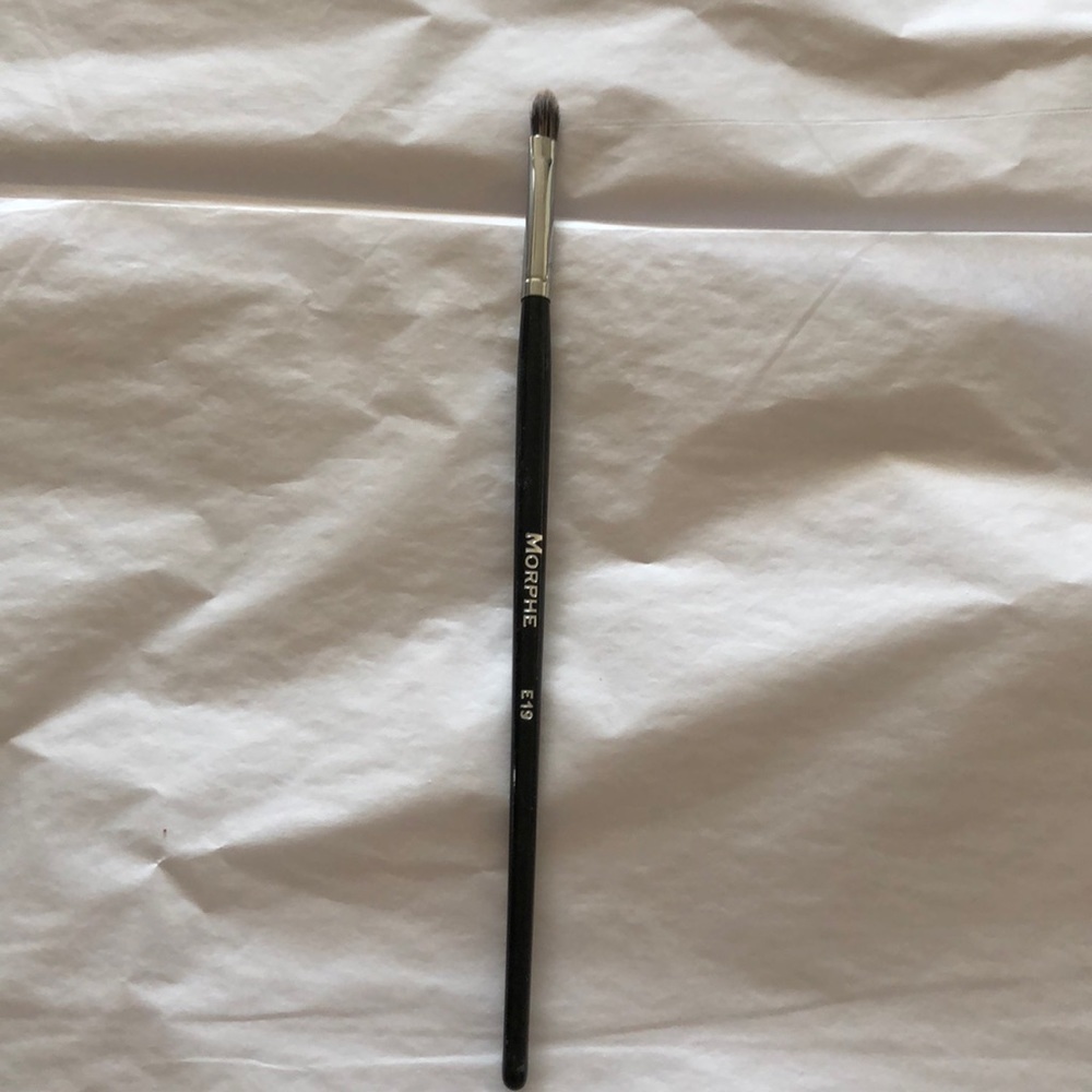 Morphe E19